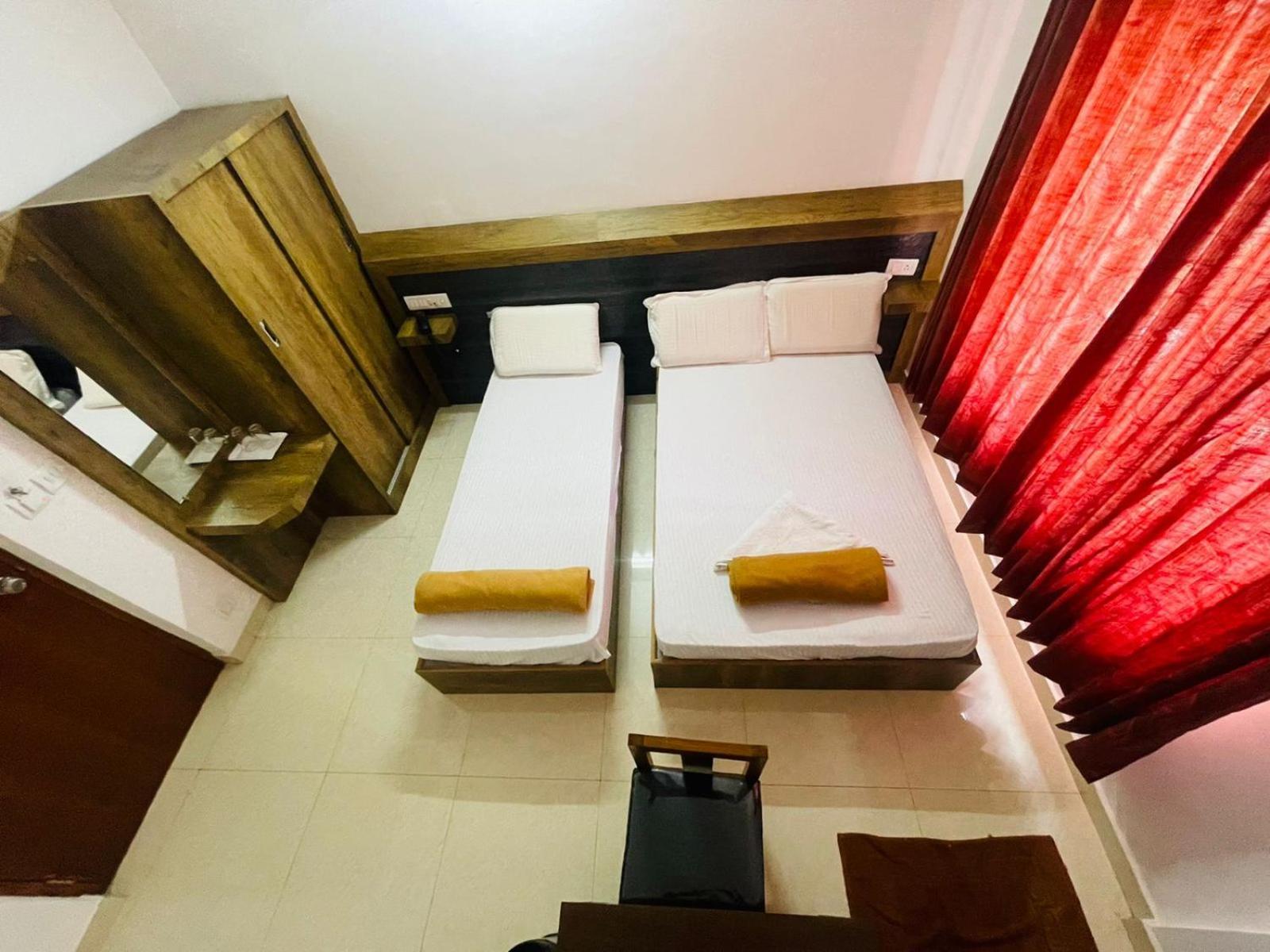 B Six Hotel 벵갈루루 외부 사진