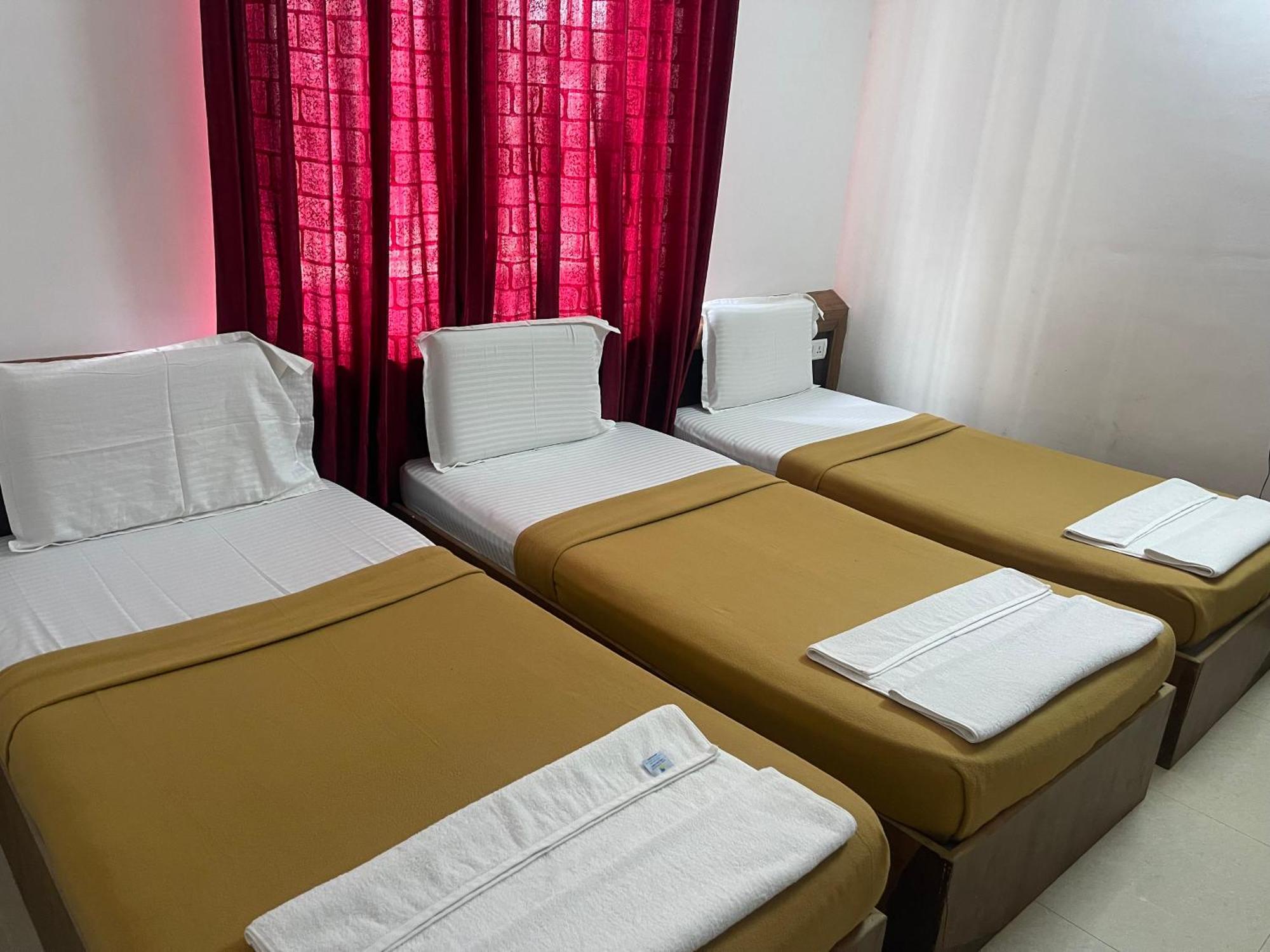 B Six Hotel 벵갈루루 외부 사진
