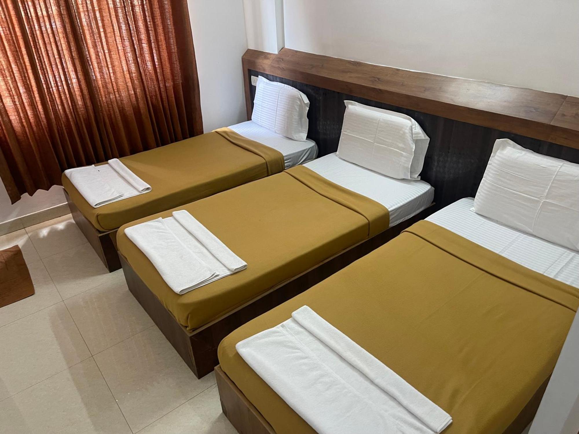B Six Hotel 벵갈루루 외부 사진